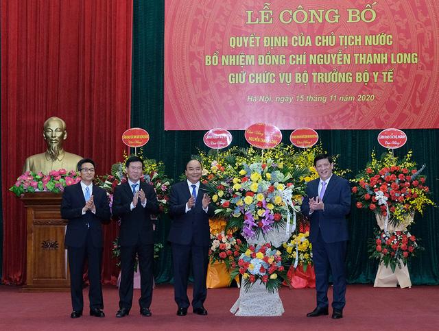 Thủ tướng trao Quyết định Bổ nhiệm chức danh Bộ trưởng Bộ Y tế cho GS.TS Nguyễn Thanh Long - Ảnh 4.
